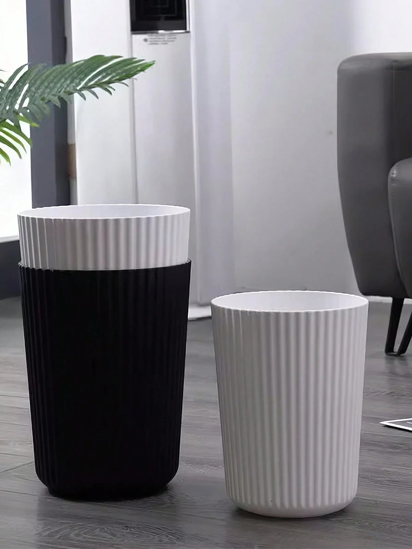 Poubelle de chambre - Rayures Noire